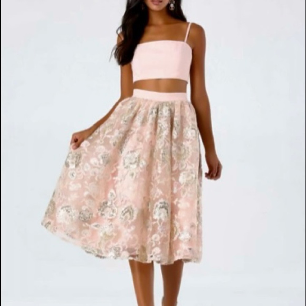 BEBE 🌸dress - NWT-two piece blush pink w sequins